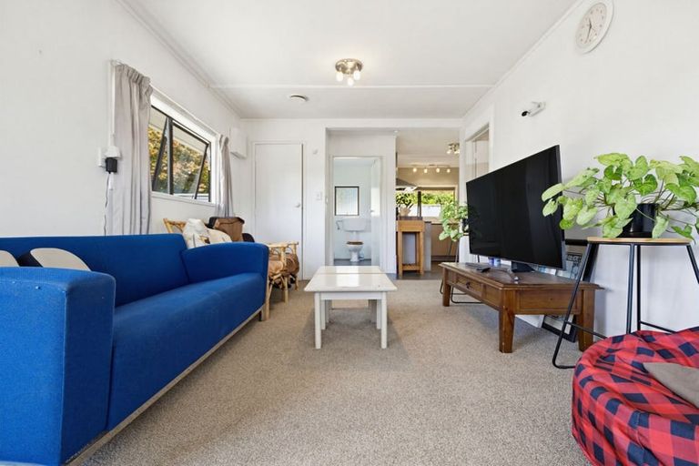 Photo of property in 2/1 Glengarry Place, Hilltop, Taupo, 3330