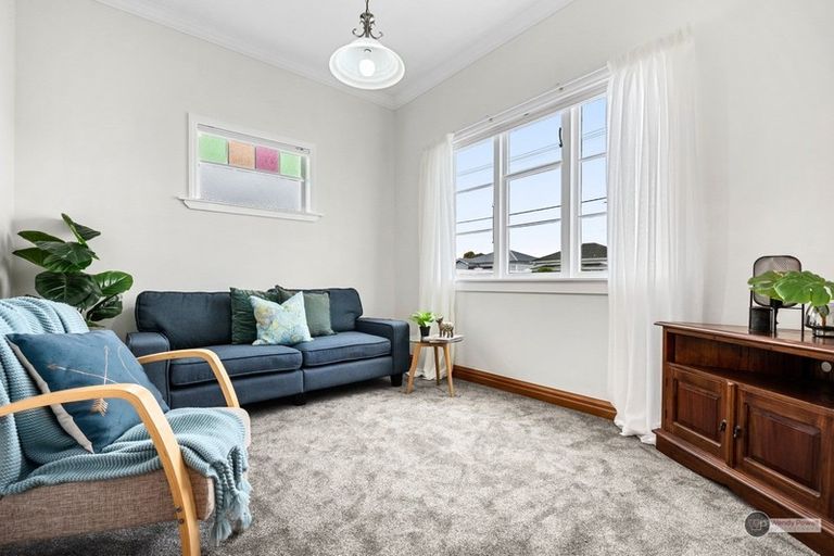 Photo of property in 11 Manchester Street, Petone, Lower Hutt, 5012
