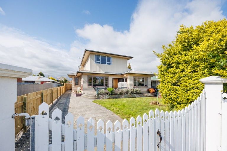 Photo of property in 236 Tremaine Avenue, Highbury, Palmerston North, 4412