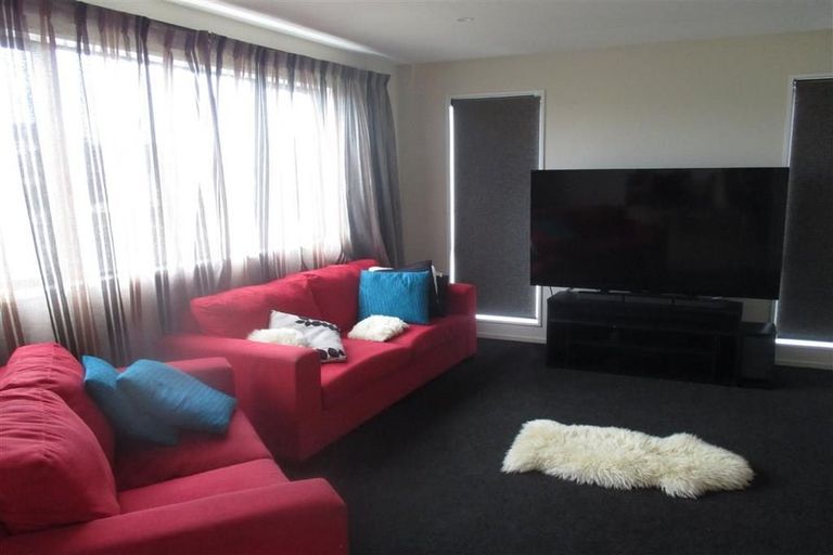 Photo of property in 16 David Buist Crescent, Halswell, Christchurch, 8025