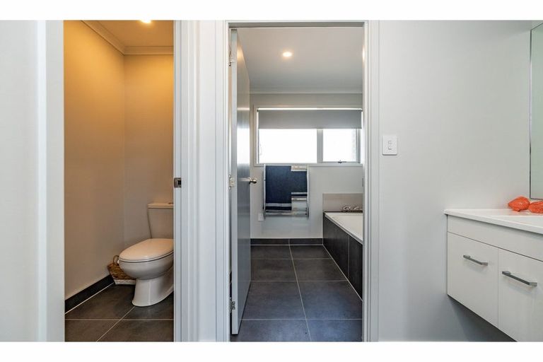 Photo of property in 26 Northcoast Place, Mangawhai Heads, Mangawhai, 0505