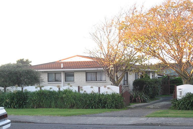 Photo of property in 45 Raumati Road, Raumati Beach, Paraparaumu, 5032