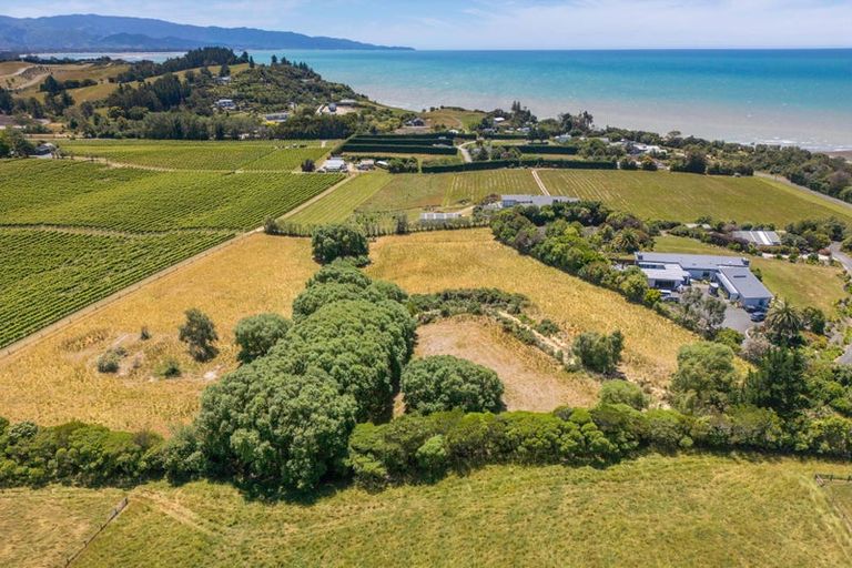Photo of property in 50 Cliff Road, Tasman, Upper Moutere, 7173