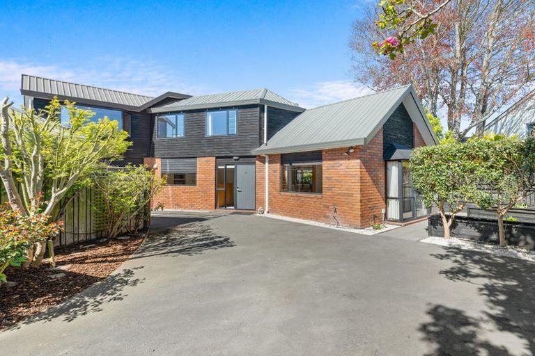 Photo of property in 71 Hamilton Avenue, Ilam, Christchurch, 8041