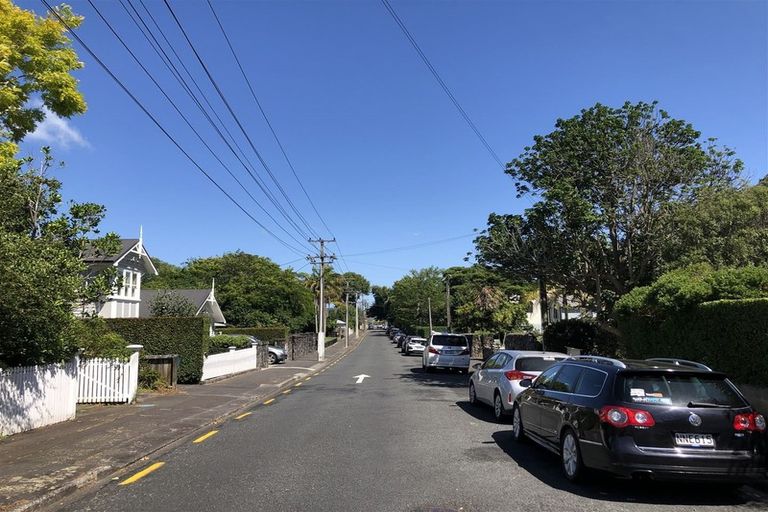 Photo of property in 1/71 Church Street, Devonport, Auckland, 0624