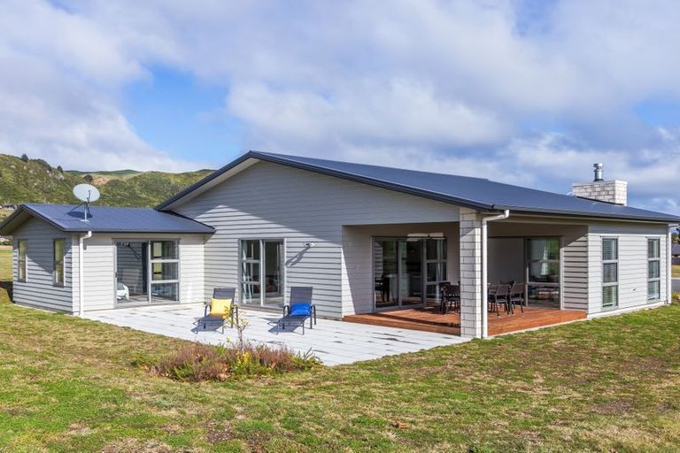 Photo of property in 111 Kenrigg Road, Kinloch, Taupo, 3377
