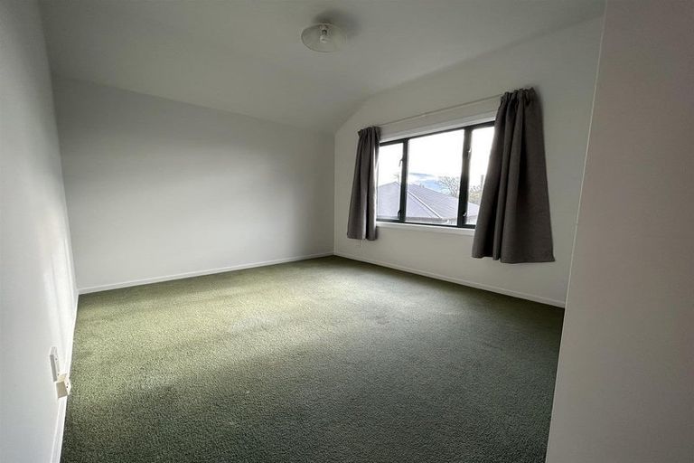 Photo of property in 35a Olliviers Road, Phillipstown, Christchurch, 8011