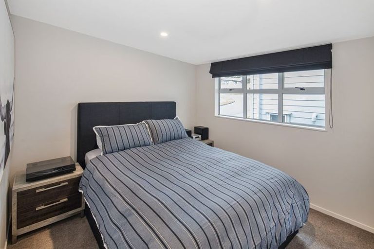 Photo of property in 46 Erlestoke Crescent, Churton Park, Wellington, 6037