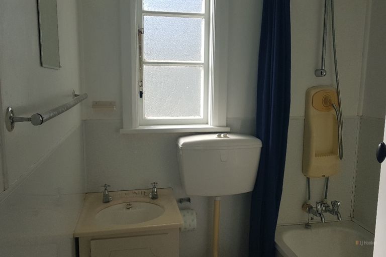 Photo of property in 58 Wilkin Street, Waimate, 7924