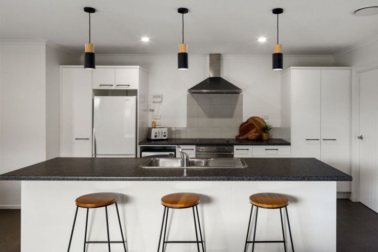 Photo of property in 59 Wiltshire Drive, Huntington, Hamilton, 3210