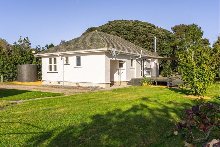 Photo of property in 3 Nicks Head Station Road, Muriwai, Gisborne, 4072