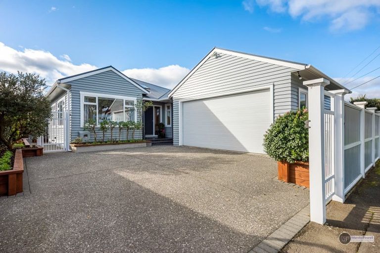 Photo of property in 35 Cudby Street, Woburn, Lower Hutt, 5011