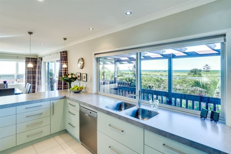 Photo of property in 230 Te Awa Avenue, Awatoto, Napier, 4110