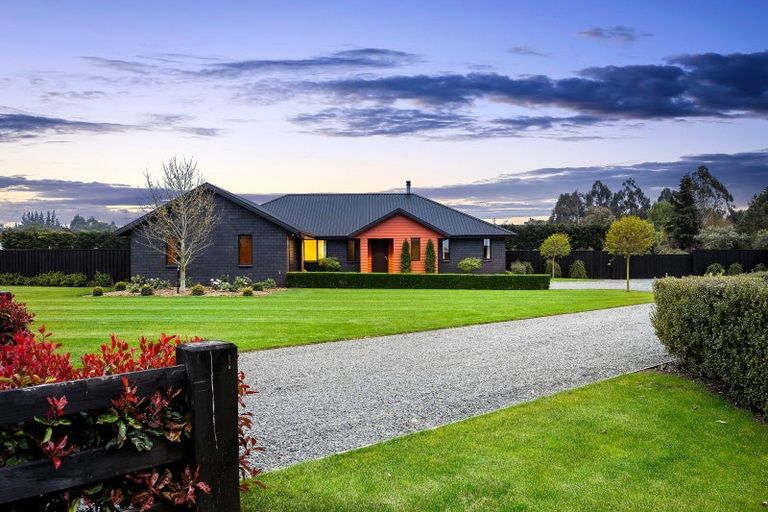 Photo of property in 37 Braeburn Crescent, Swannanoa, Kaiapoi, 7692