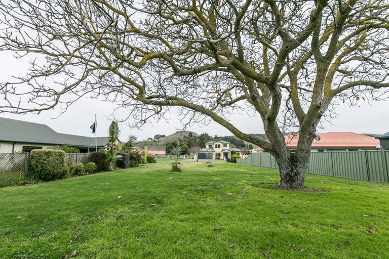 Photo of property in 18b Knightsbridge Place, Taradale, Napier, 4112