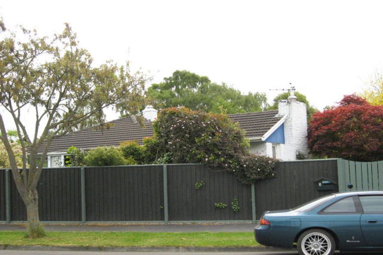 Photo of property in 3 Brackendale Place, Burnside, Christchurch, 8041