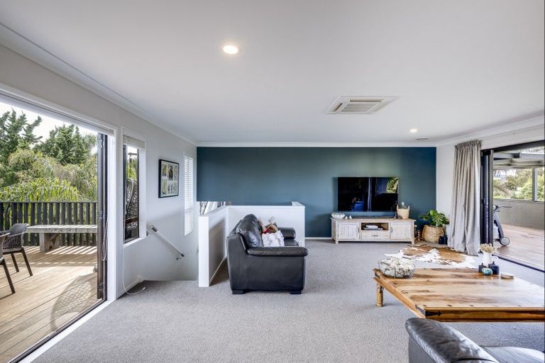 Photo of property in 2 Anthony Place, Bay View, Napier, 4104