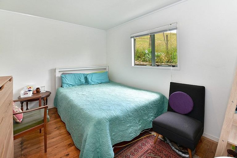 Photo of property in 16 Shelly Beach Road, Shelly Beach, Helensville, 0874