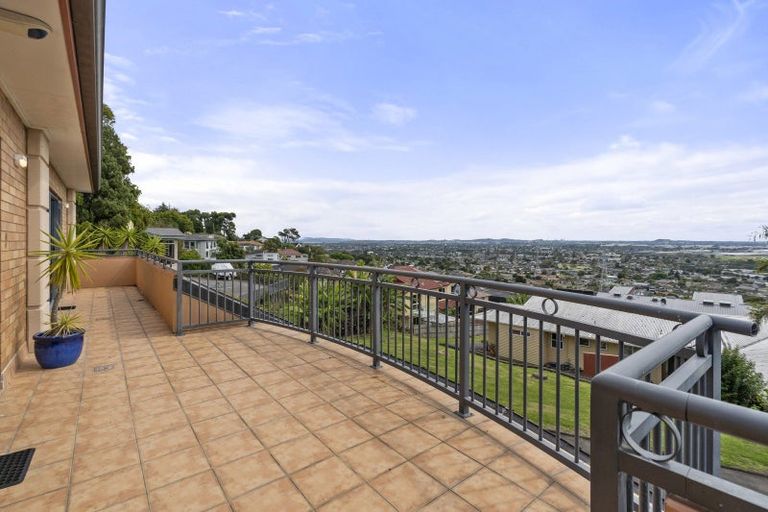 Photo of property in 156 Redoubt Road, Flat Bush, Auckland, 2019