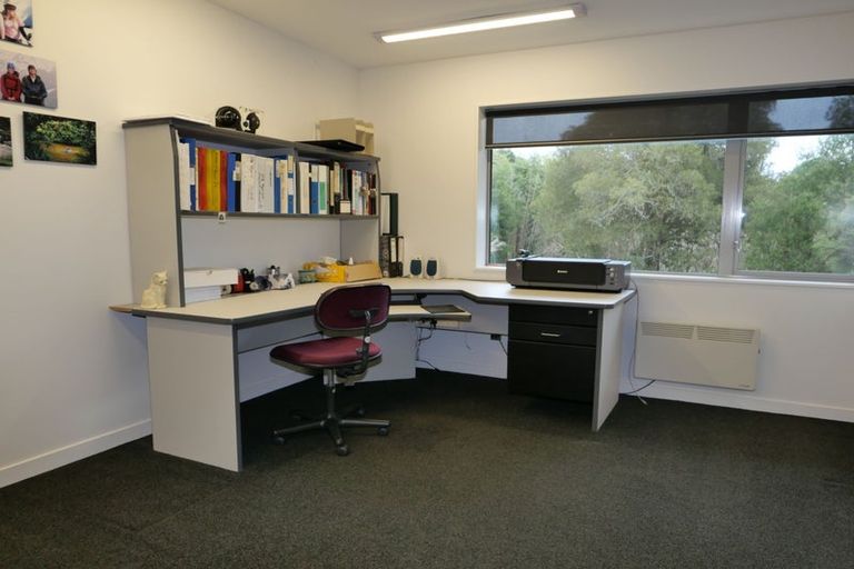 Photo of property in 118 Ngarara Road, Waikanae, 5036