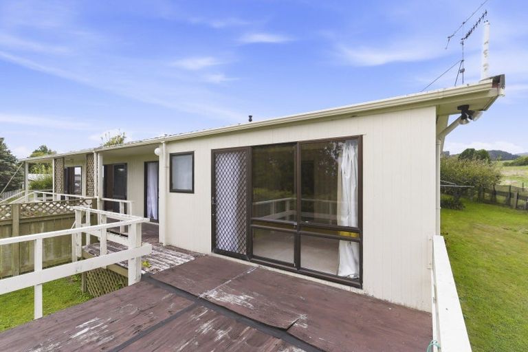 Photo of property in 27 Brandon Street, Otaki, 5512