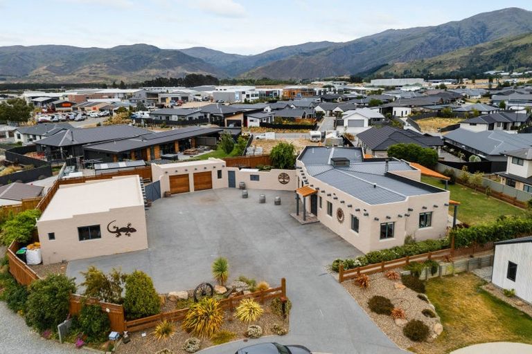 Photo of property in 11 Hortons Way, Cromwell, 9310