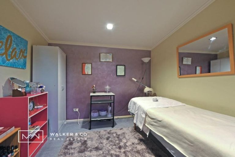 Photo of property in 13 Colin Guppy Crescent, Riverstone Terraces, Upper Hutt, 5018