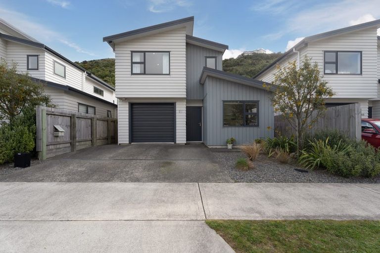 Photo of property in 61 Melksham Drive, Churton Park, Wellington, 6037