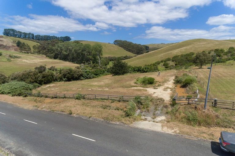 Photo of property in 14 Pekama Drive, Cable Bay, 0420