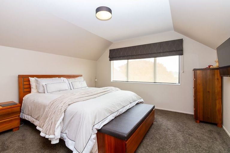 Photo of property in 6 Hanmer Place, Highbury, Palmerston North, 4412