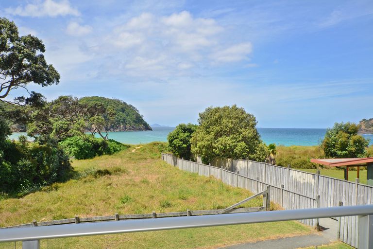 Photo of property in 36 Galbraith Street, Matapouri, Whangarei, 0173