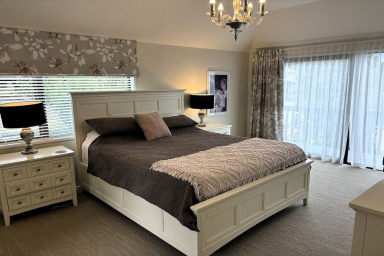 Photo of property in 76 Mount Pleasant Road, Mount Pleasant, Christchurch, 8081