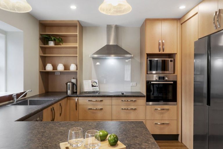 Photo of property in 126 Saint Martins Road, Saint Martins, Christchurch, 8022