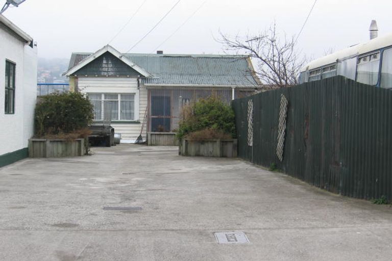 Photo of property in 18 Bradshaw Street, South Dunedin, Dunedin, 9012