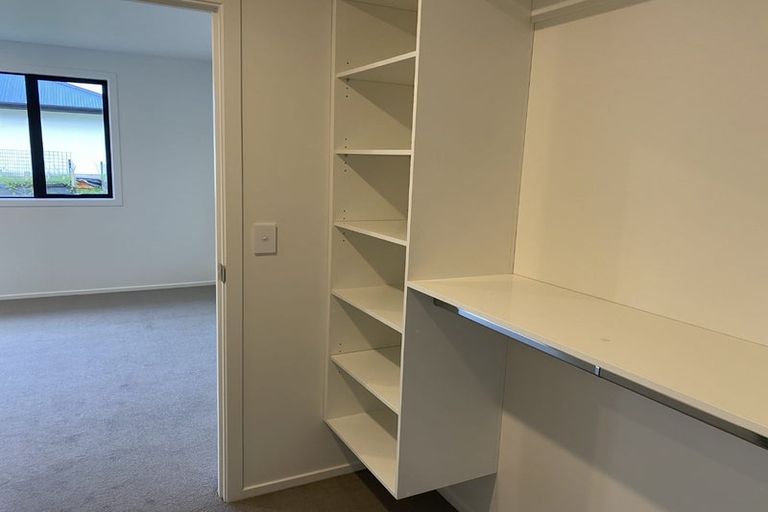 Photo of property in 2 Magpie Place, Lake Hawea, Wanaka, 9382