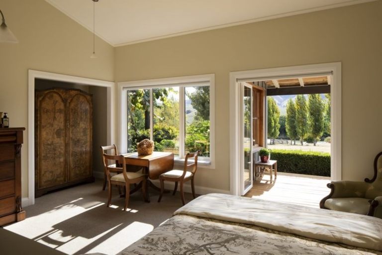 Photo of property in 918 Ponatahi Road, Martinborough, Carterton, 5792