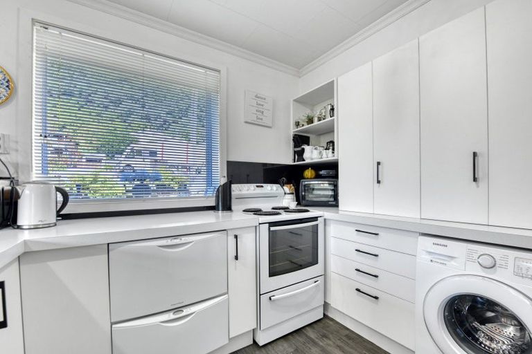 Photo of property in 50a Milton Terrace, Picton, 7220