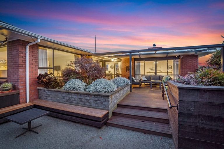 Photo of property in 10 Charles Upham Avenue, Hillmorton, Christchurch, 8025