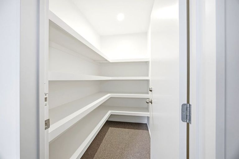 Photo of property in 25 Mokihi Gardens, Hillmorton, Christchurch, 8024