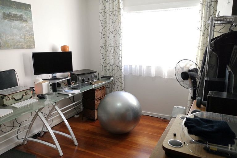 Photo of property in 3 Hickson Street, Featherston, 5710