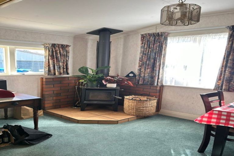 Photo of property in 20 Waitui Crescent, Waiwhetu, Lower Hutt, 5010