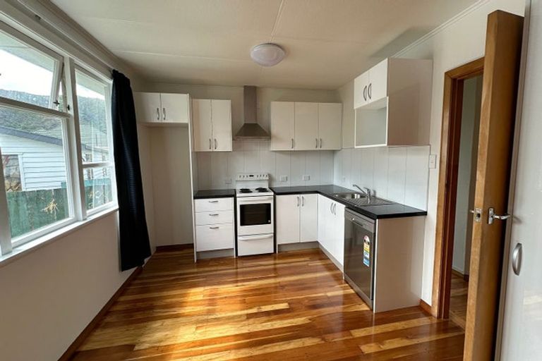 Photo of property in 29b Haig Street, Waterloo, Lower Hutt, 5011