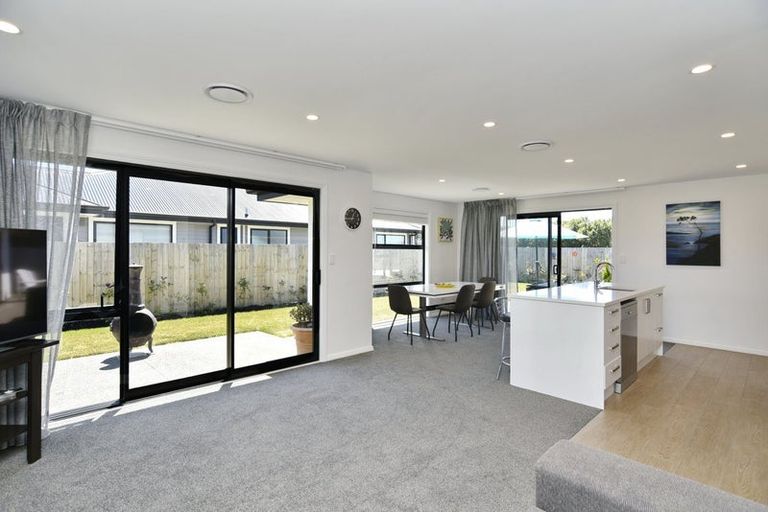 Photo of property in 45 Mcquillan Avenue, Woodend, 7610