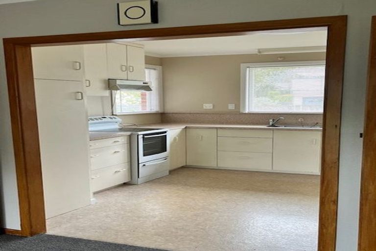 Photo of property in 180 Matai Road, Raumati Beach, Paraparaumu, 5032