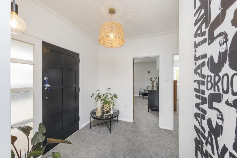 Photo of property in 29 Swansea Street, Hokowhitu, Palmerston North, 4410