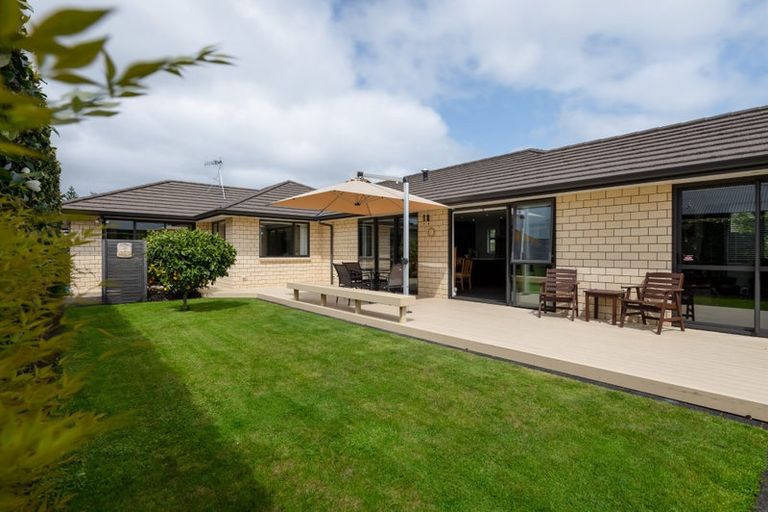 Photo of property in 2 Rose Street, Maeroa, Hamilton, 3200