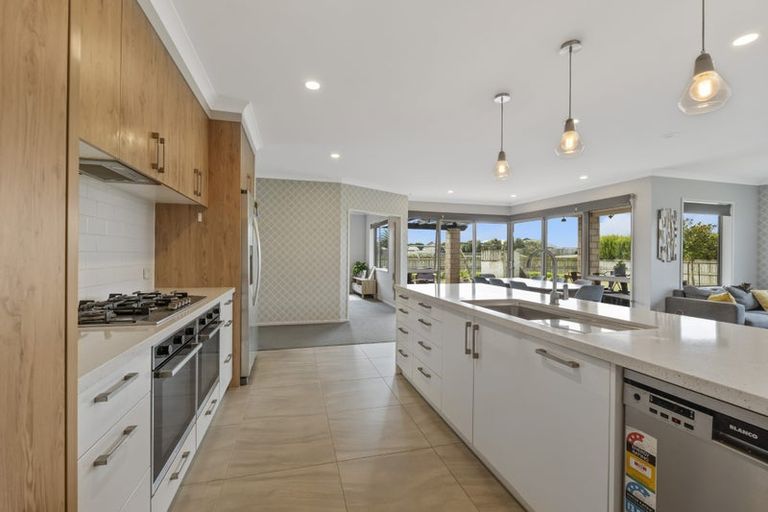 Photo of property in 20 Larlin Drive, Hawera, 4675