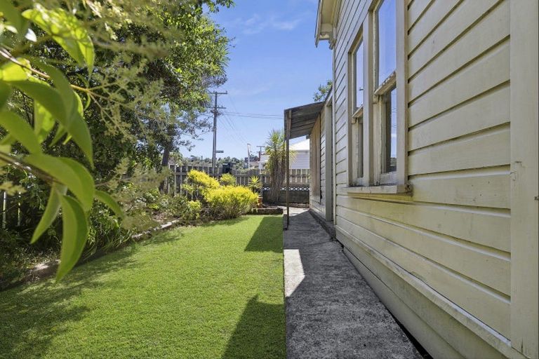 Photo of property in 2 Rentone Street, Stepneyville, Nelson, 7010