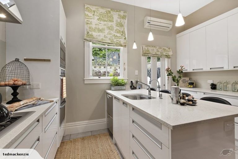 Photo of property in 267 Tinakori Road, Thorndon, Wellington, 6011