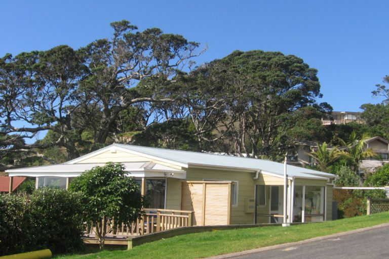 Photo of property in 7 Cuvier Crescent, Kuaotunu West, Whitianga, 3592